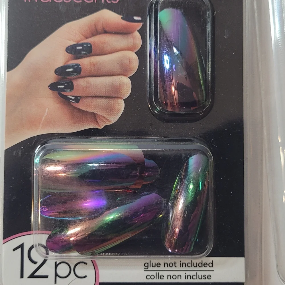 Iridescent Fashion Nails - Pearl White & Multi Shimmer Set Of 4